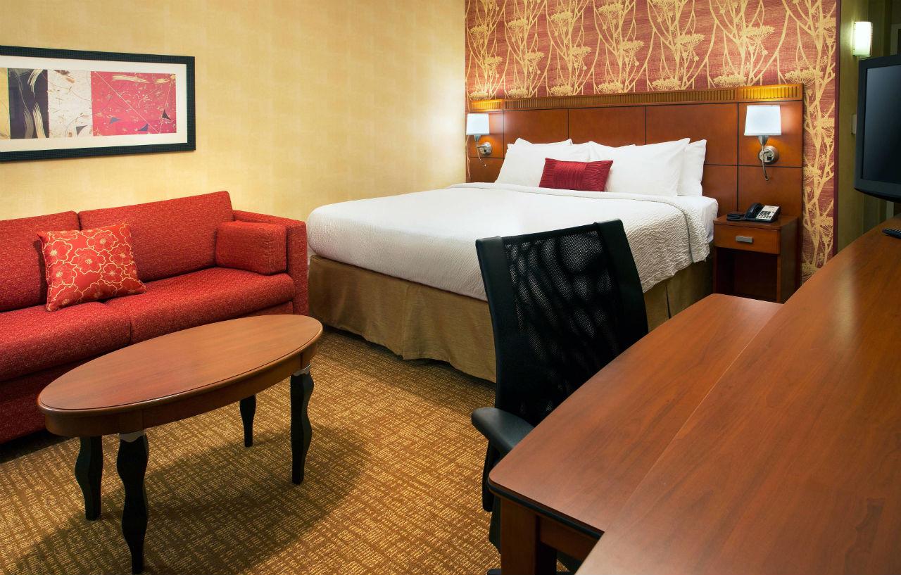 Courtyard By Marriott Phoenix Airport Buitenkant foto