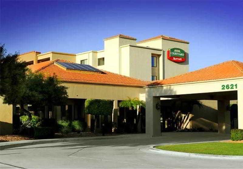 Courtyard By Marriott Phoenix Airport Buitenkant foto